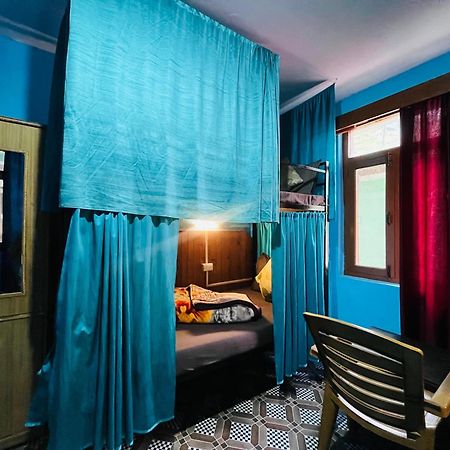 Non Stop Cafe Hostel & Stay Манали Экстерьер фото