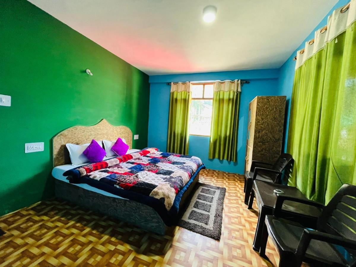 Non Stop Cafe Hostel & Stay Манали Экстерьер фото